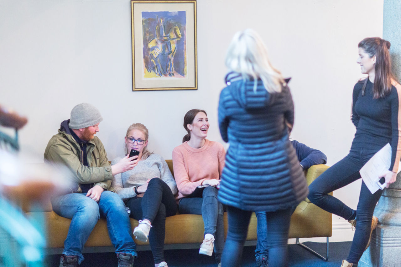 Elever på Voksenopplæringen