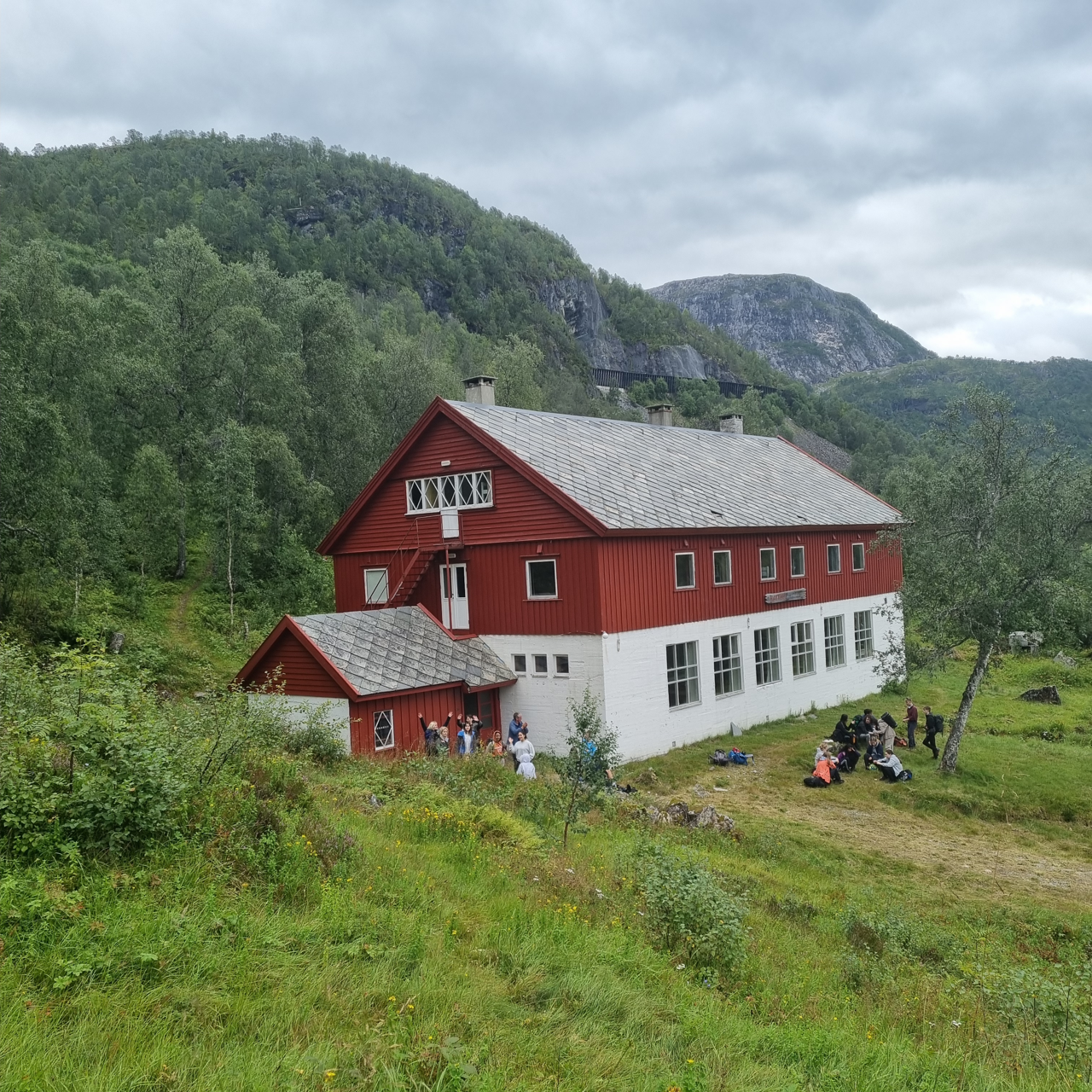 Bilete av Katteli